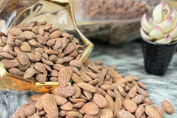 تصویر 5 از خرید جدیدترین انواع بادام درختی ایرانی